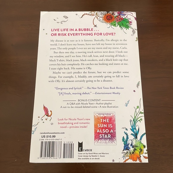 Everything Everything - Picture 3 of 3